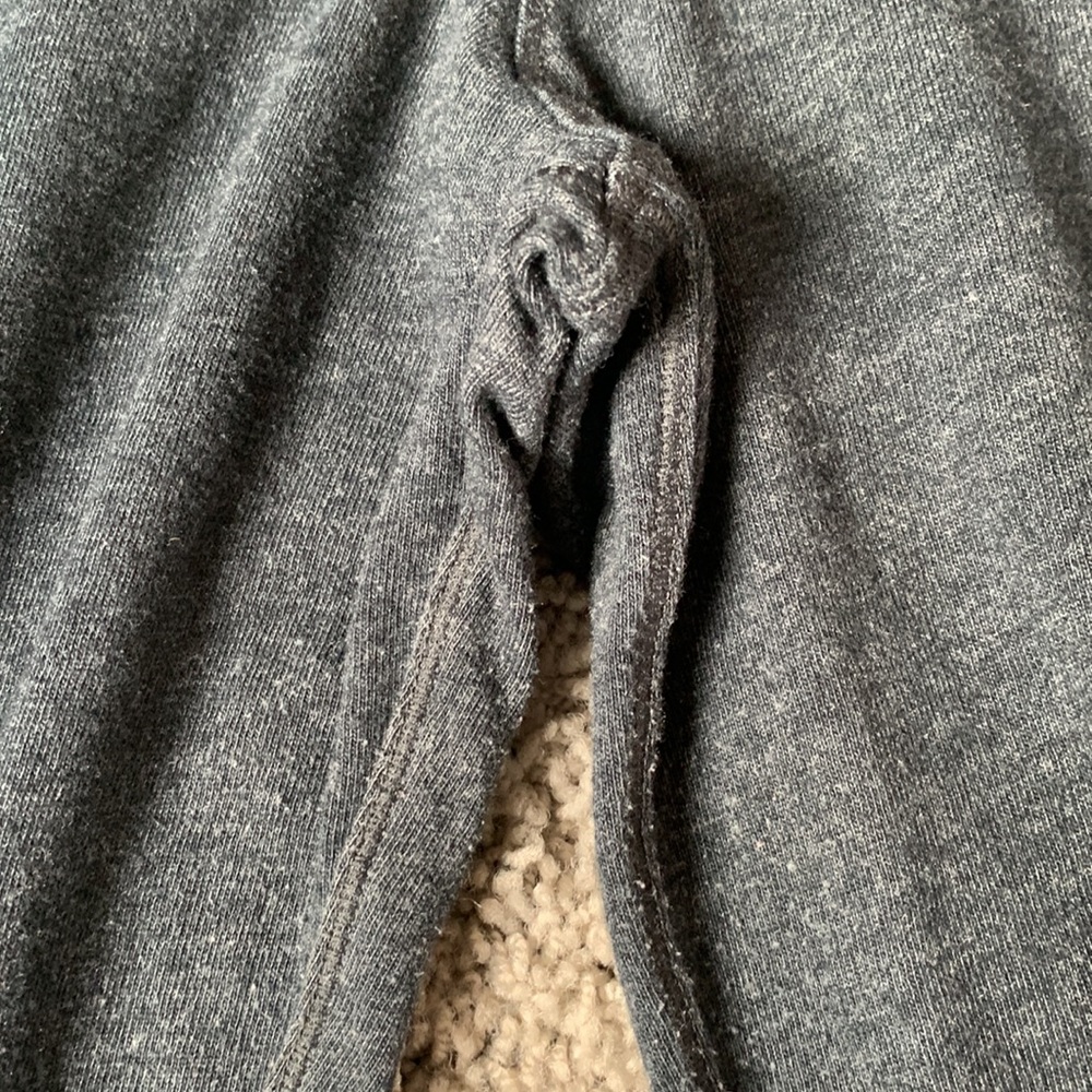 Under Armour Crop Pants - Picture 4 of 12